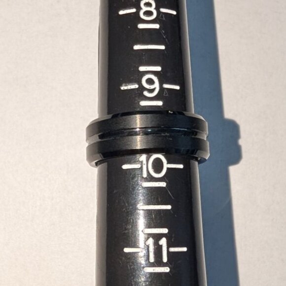 Blk Tungsten Carbide Ring Sz 9.5 Scratch Resistant Polished Edges Brushed Finish - Picture 7 of 13
